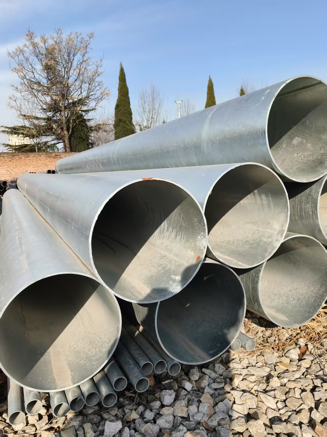 Competitive wholesale prices for bulk orders of round pipes