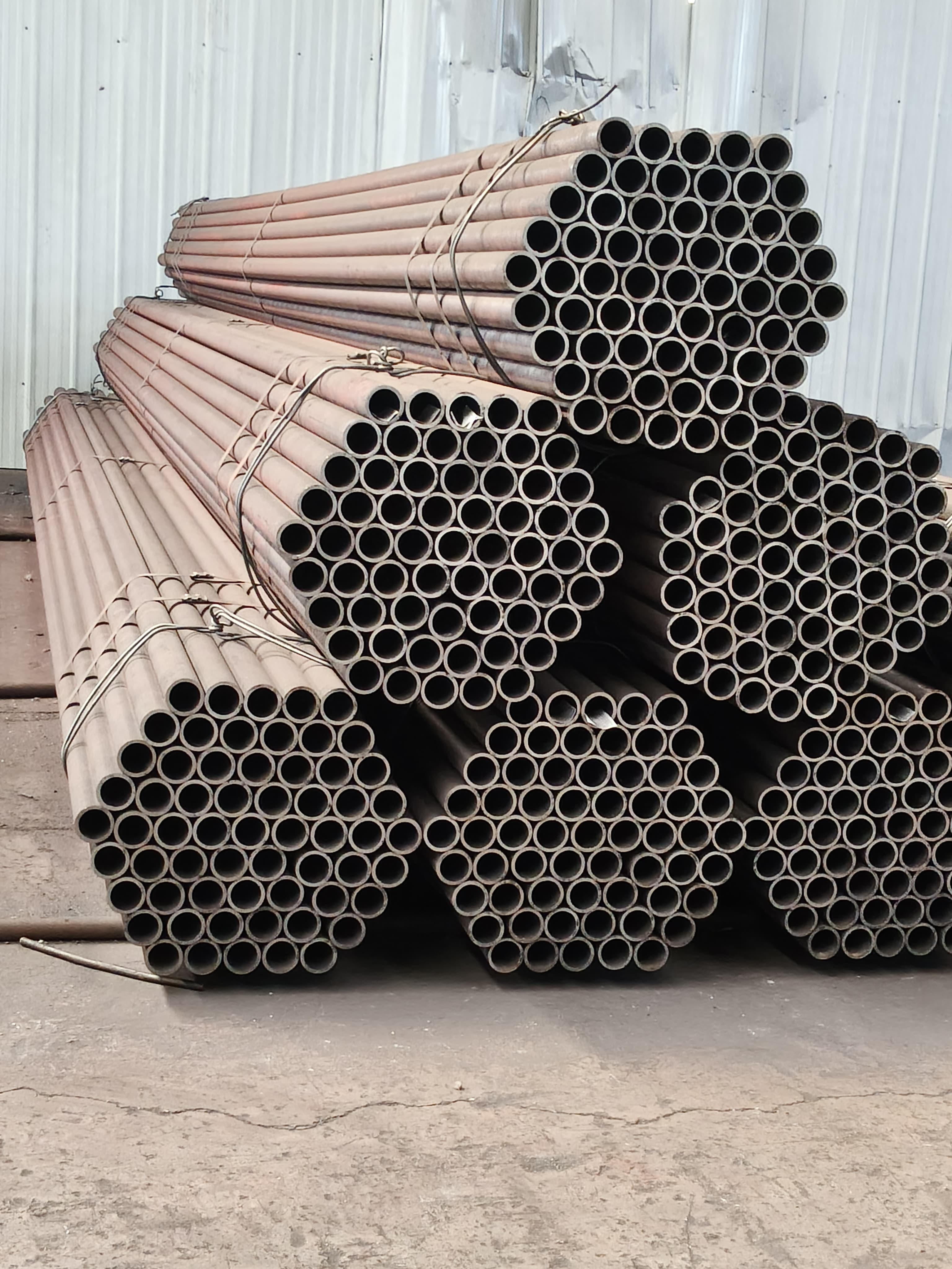 Fast delivery and reliable customer service for carbon steel rectangular tube orders