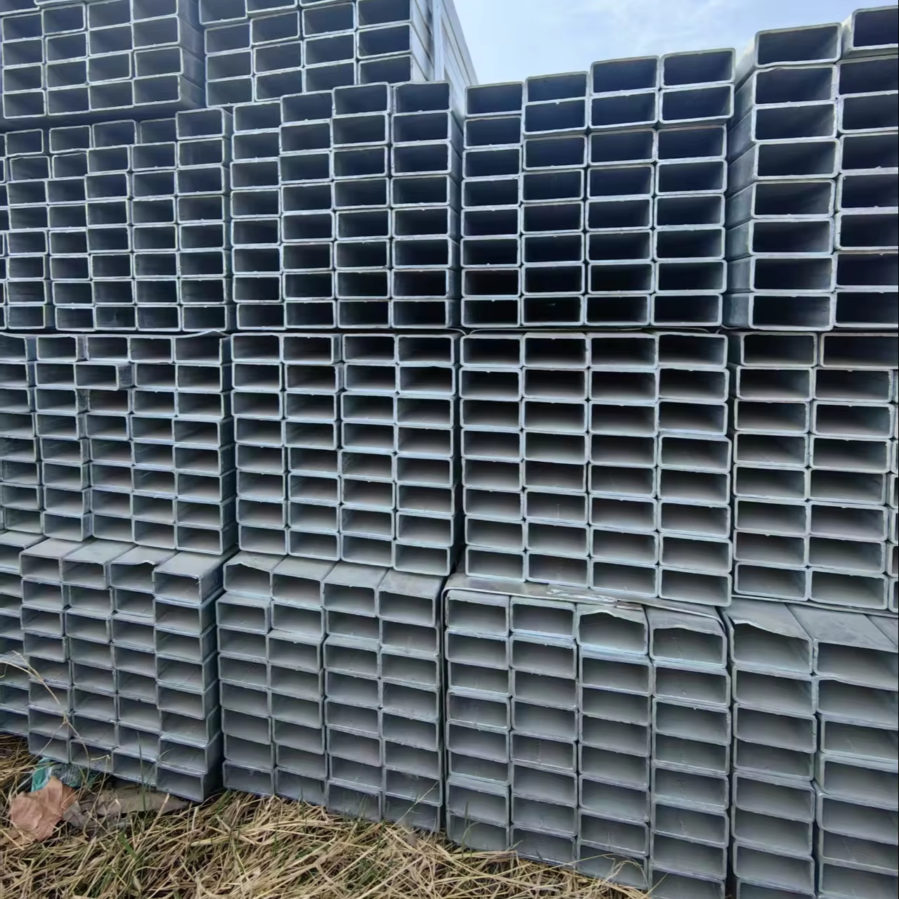 ASTM A500 Q235 Mild Steel ERW Profile Galvanized Square Hollow Section Iron Pipe/Steel Hollow Square Bar 6m 12m Welding Included