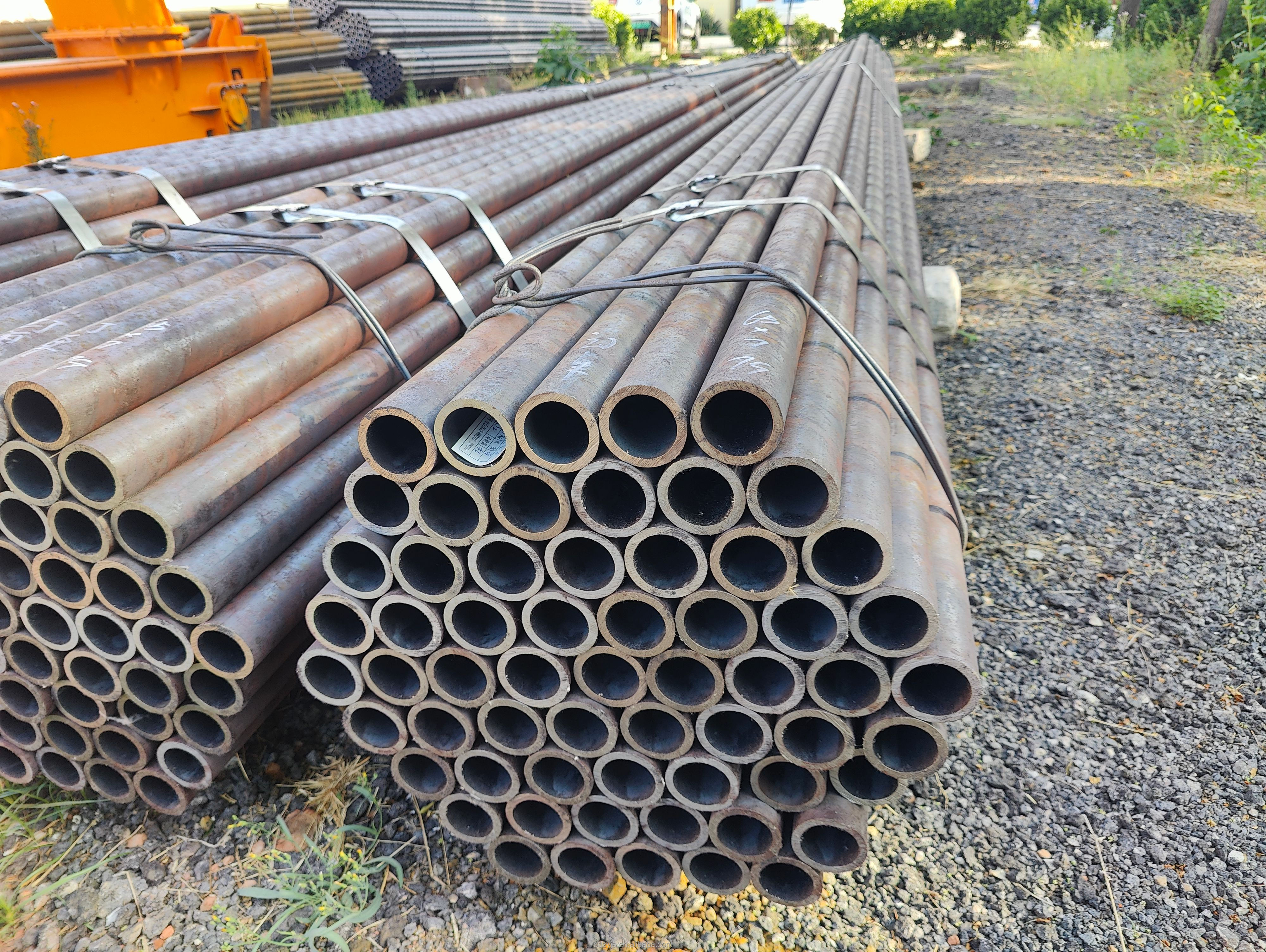 Get to know the many advantages of using SS square tube in your next projec